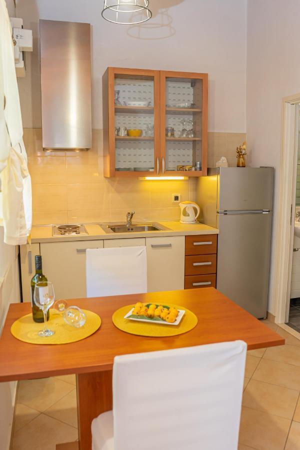 Eleonora Apartments Zadar Bagian luar foto
